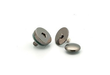  Магнитная кнопка Hamanaka, 14 мм, черный металл арт. H206-047-2