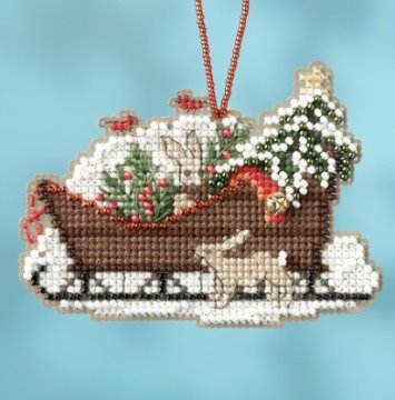 MH161735 Деревяные санки. Набор для вышивки в смешанной технике Mill Hill - 1