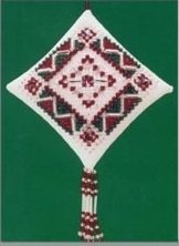 MHTD13 Червона оксамитова сніжинка. Набір для вишивки в змішаній техніці Mill Hill - 1