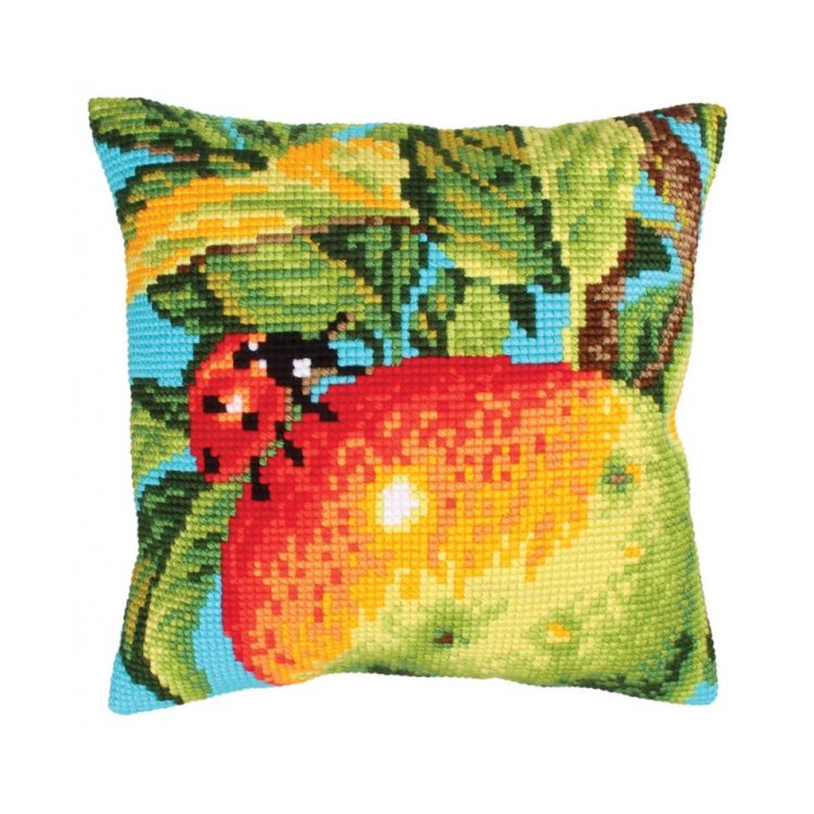 5222 Ladybug on the apple. Набір для вишивки хрестиком Collection D'Art - 1