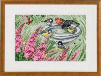 70-9396 Купание птиц в саду (Bird bath Garden. Набор для вышивания крестом PERMIN - 1