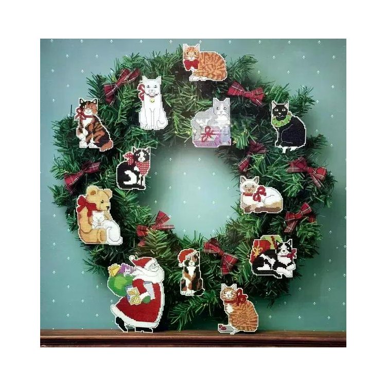 4617 Коти та Різдво. Набір для вишивки хрестиком Classic Design - 1