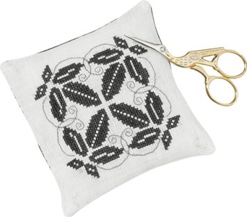 03-4392 Подушечка Лопасті. Набір для вишивання хрестом PERMIN - 1 03-4392 Подушечка Лопасті. Набір для вишивання хрестом PERMIN - 1