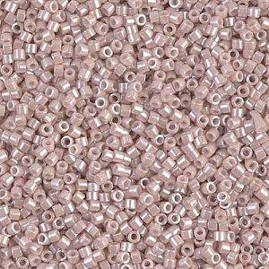 DB-1535-1 Бісер Miyuki Delica Beads 11/0 (перлиновий, бежевий) - 1