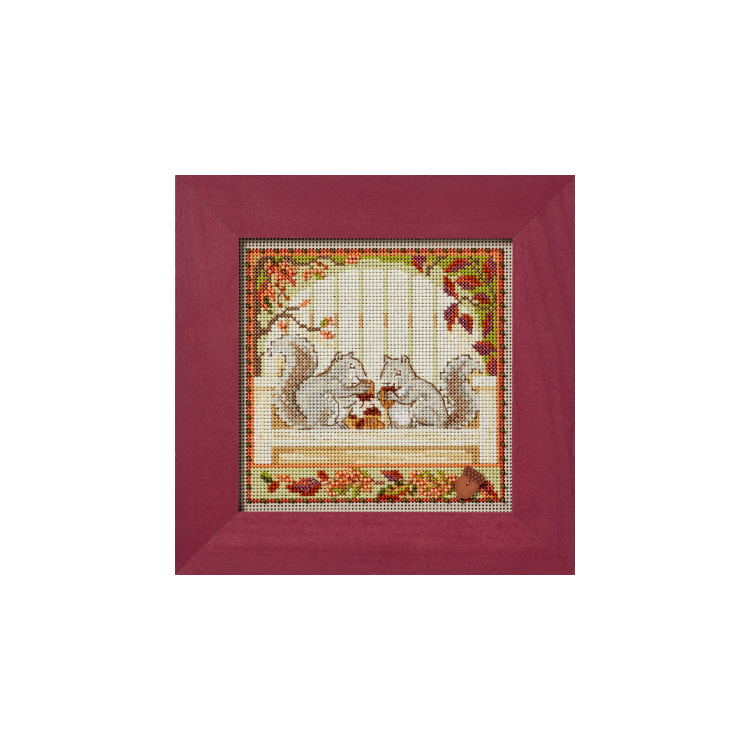 MH142422 Белки с орехами. Набор для вышивки в смешанной технике Mill Hill - 1