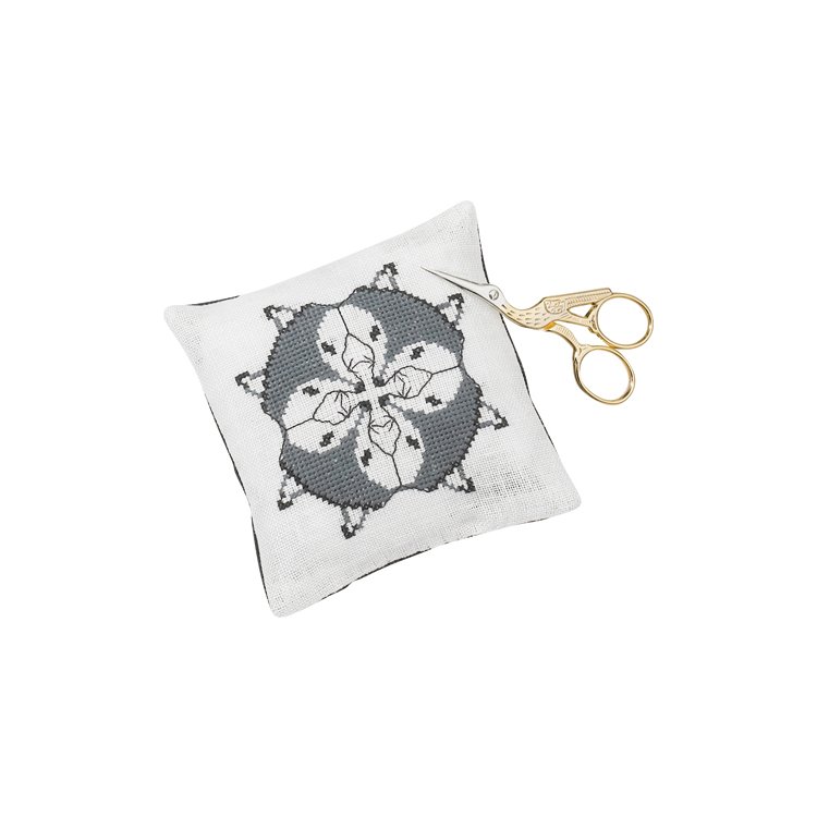 03-4395 Подушечка Лисиця. Набір для вишивання хрестом PERMIN - 1