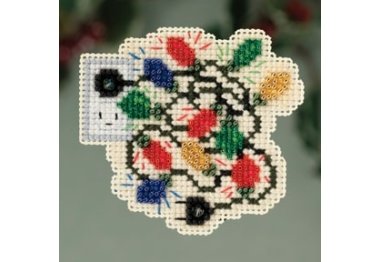 вышивка гладью MH183305 Рождественские огни. Набор для вышивки в смешанной технике Mill Hill