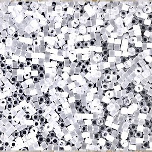 DB-635 Бісер Miyuki Delica Beads 11/0 (сатин, сніжно-білий) - 1