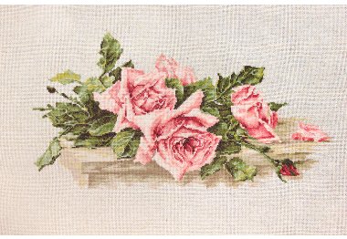  BL22400 Рожеві троянди. Набір для вишивки хрестиком