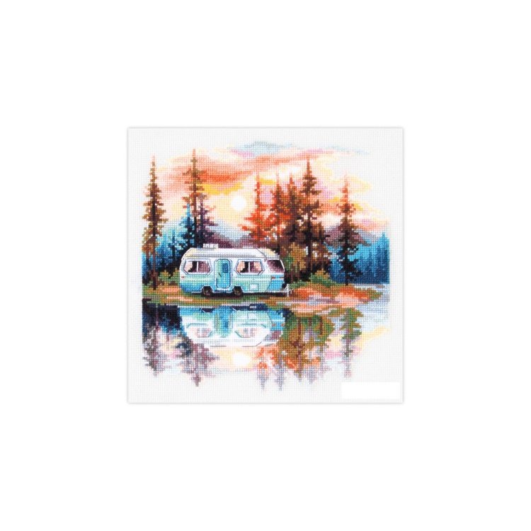 70-11 Захід сонця на озері. Набір для вишивки хрестом Magic Needle - 1