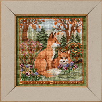 MH142524 Осінні лисиці. Набір для вишивки в змішаній техниці Mill Hill - 1