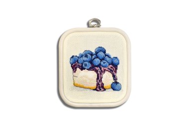 N030 Чорничний чізкейк. Набір для вишивки хрестом Кольорова N030 Чорничний чізкейк. Набір для вишивки хрестом Кольорова