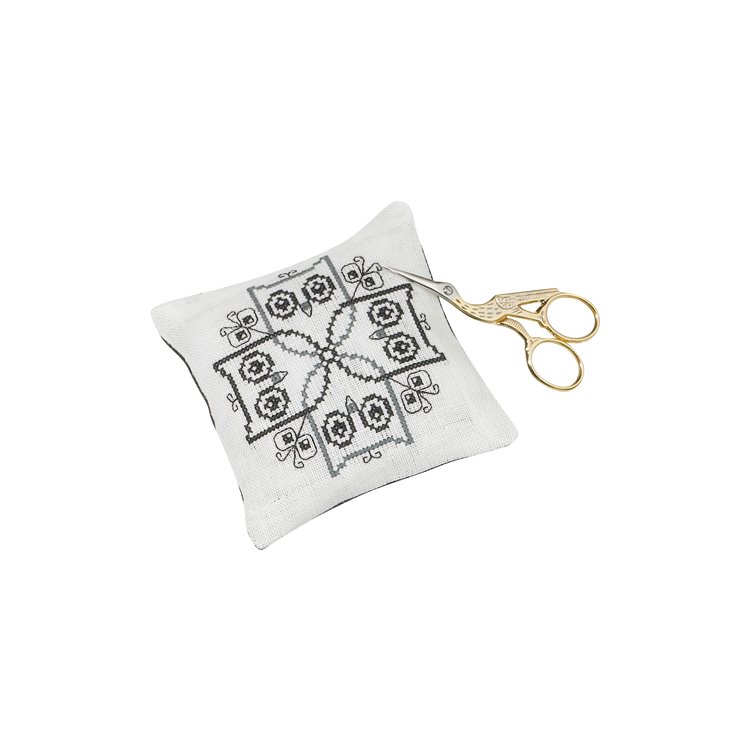 03-4390 Подушечка Совы. Набор для вышивания крестом PERMIN - 1