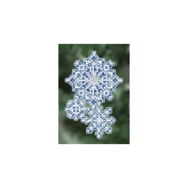 MH180303 Снежинки. Набор для вышивки в смешанной технике Mill Hill - 1