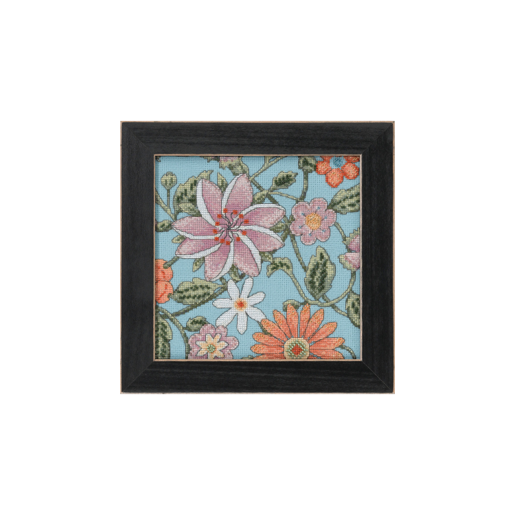 DM302214 2 Голубые цветы 2. Набор для вышивки в смешанной технике Mill Hill - 1