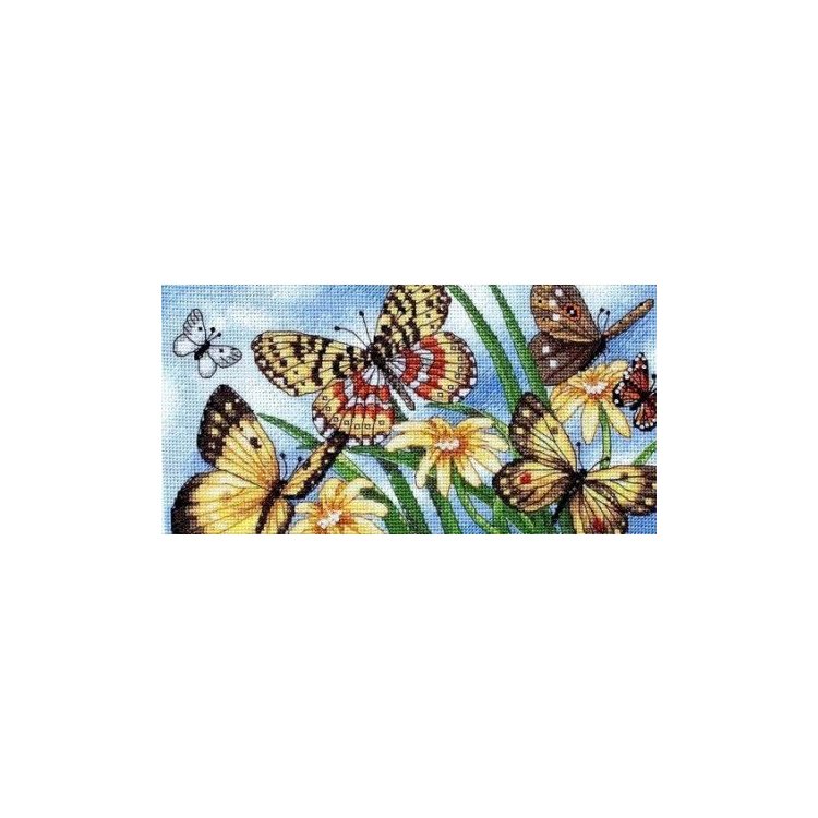4492 Летние бабочки. Набор для вышивки крестом Classic Design - 1