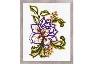  1687 Цветочный этюд. Набор для вышивки крестом Риолис