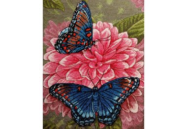  4602 Бабочка на георгине. Набор для вышивки крестом Classic Design