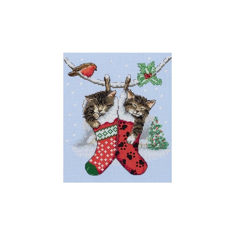 Різдвяні кошенята. Набір для вишивки хрестиком арт. PCE0504 - 1