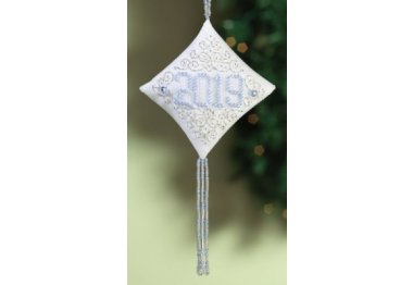 вышивка гладью MH220302 Время праздновать. Набор для вышивки в смешанной технике Mill Hill