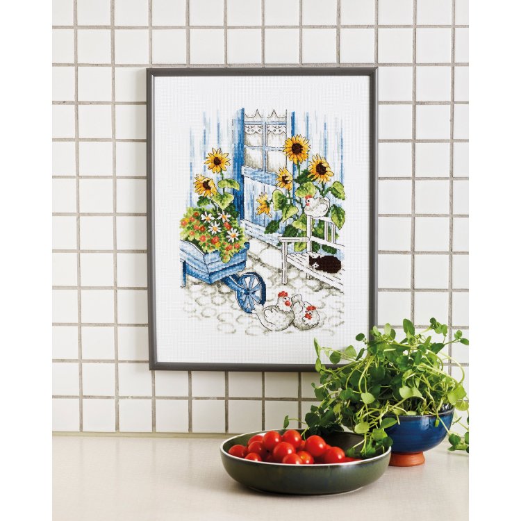 92-1410 Курочки (Chickens. Набор для вышивания крестом PERMIN - 1