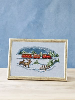 12-2287 Красный Рождественский поезд (Red christmas train. Набор для вышивания крестом PERMIN - 1