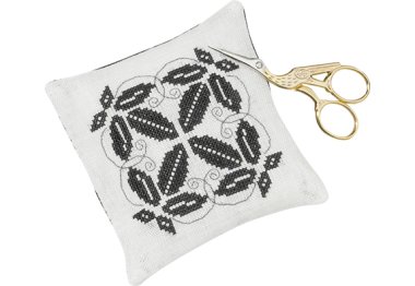  03-4392 Подушечка Лопасті. Набір для вишивання хрестом PERMIN