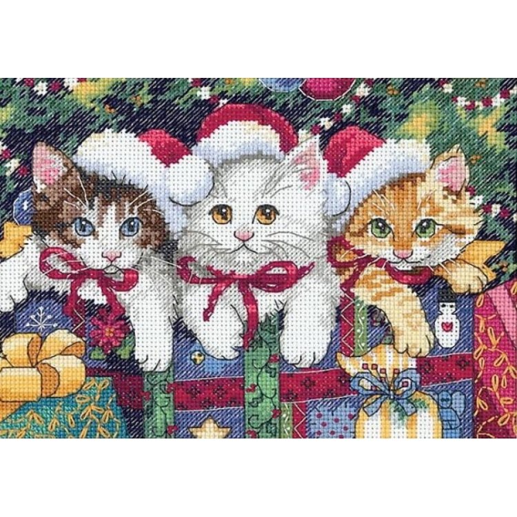 4341 Новогодние котята. Набор для вышивки крестом Classic Design - 1