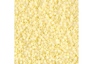 DB-1491-1 Бісер Miyuki Delica Beads 11/0 (натуральний лимонний блідий) DB-1491-1 Бісер Miyuki Delica Beads 11/0 (натуральний лимонний блідий)