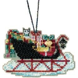 MH161732 Винтажные санки. Набор для вышивки в смешанной технике Mill Hill - 1